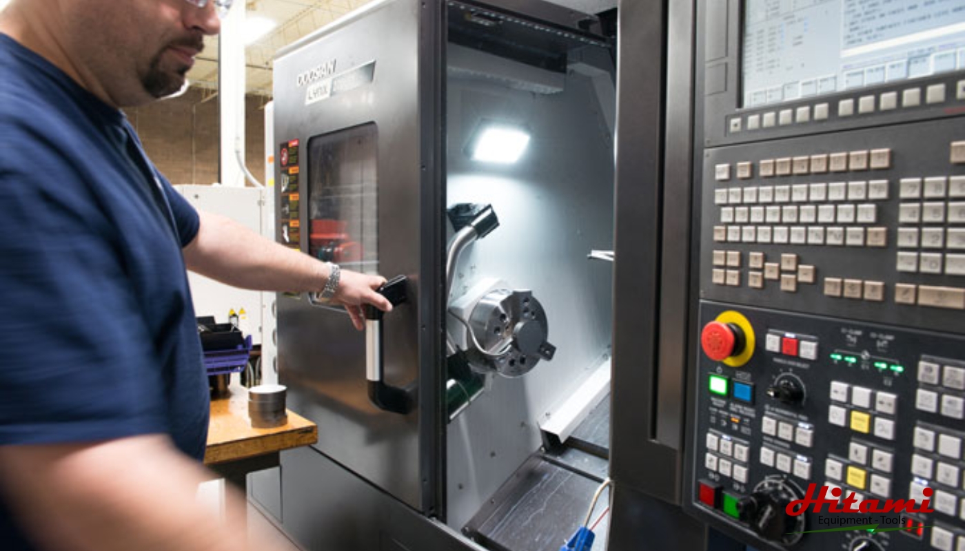 Người lập trình máy phay CNC