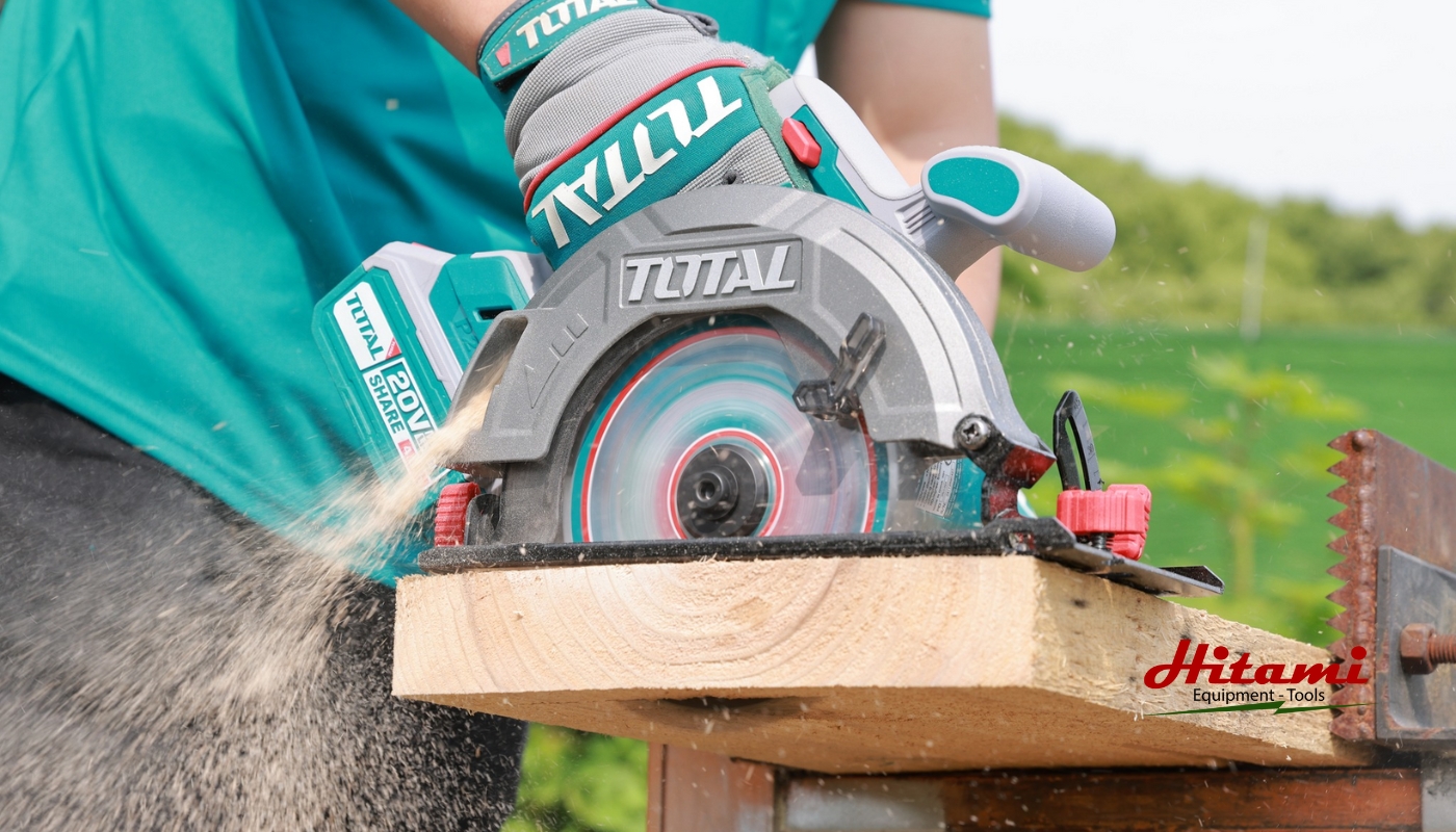 Điểm nổi bật của máy cưa đĩa tròn dùng pin 20V Total TSLI1652 không chổi than