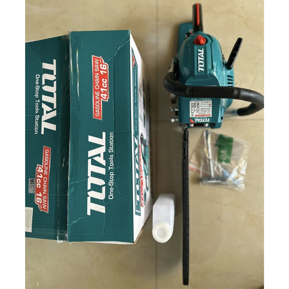 Máy cưa xích chạy xăng 1.4kW 2HP Total TG5411611 2 TG5411611-2