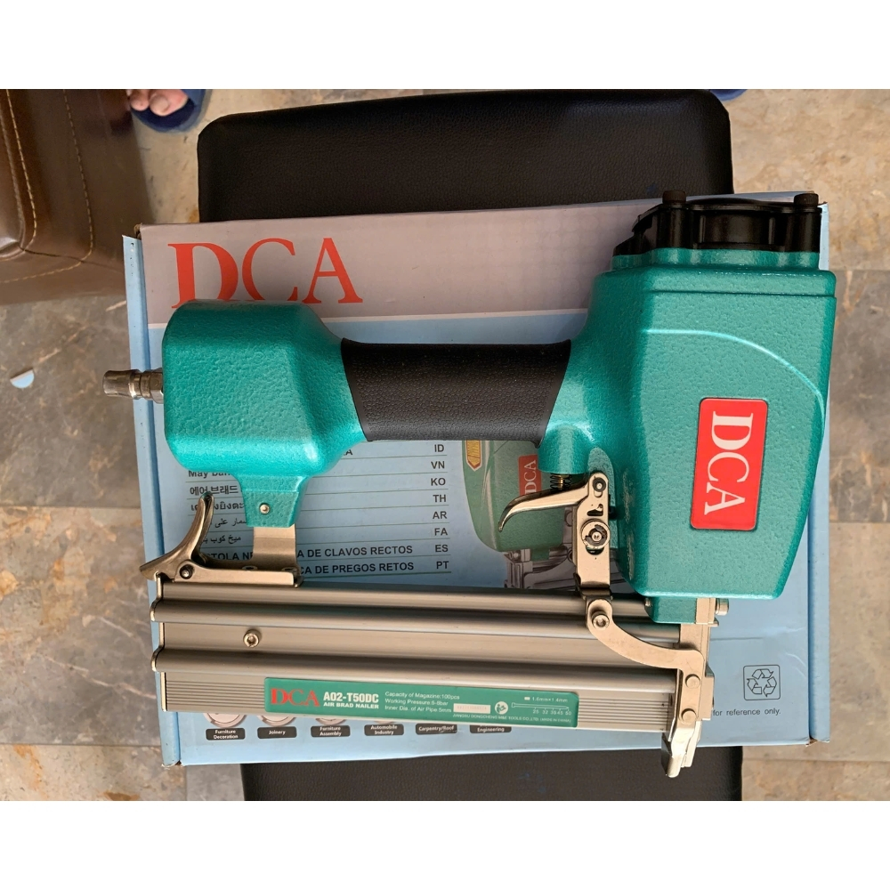 Súng bắn đinh thẳng dùng khí nén DCA A02-T50DC 2 A02-T50DC-2