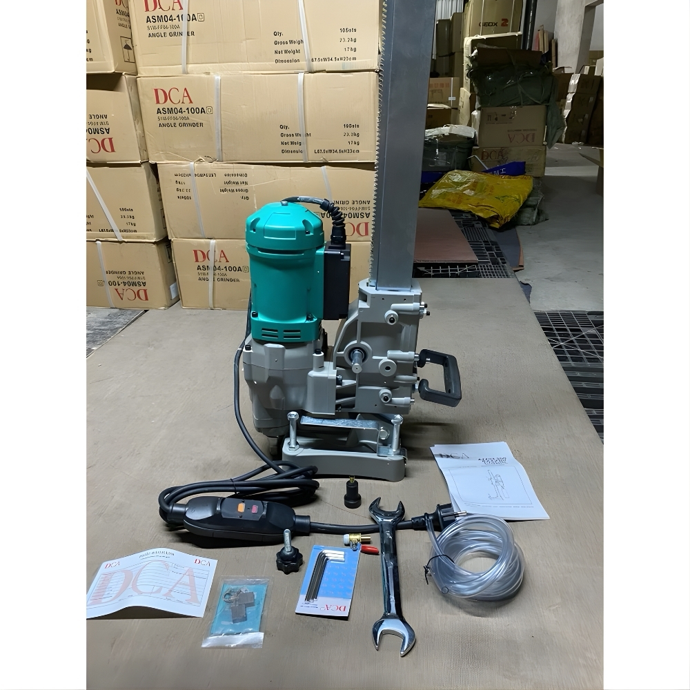 Máy khoan đá 250mm 3800W DCA AZZ250 3 AZZ250-3