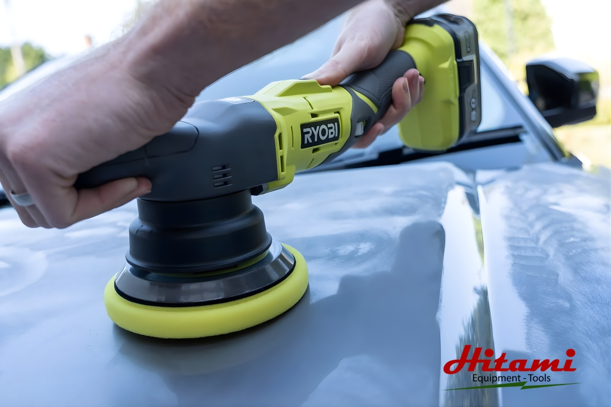 Giá máy đánh bóng xe ô tô mới nhất năm 2026, nên mua loại nào? 4 Sử dụng máy đánh bóng lệch tâm