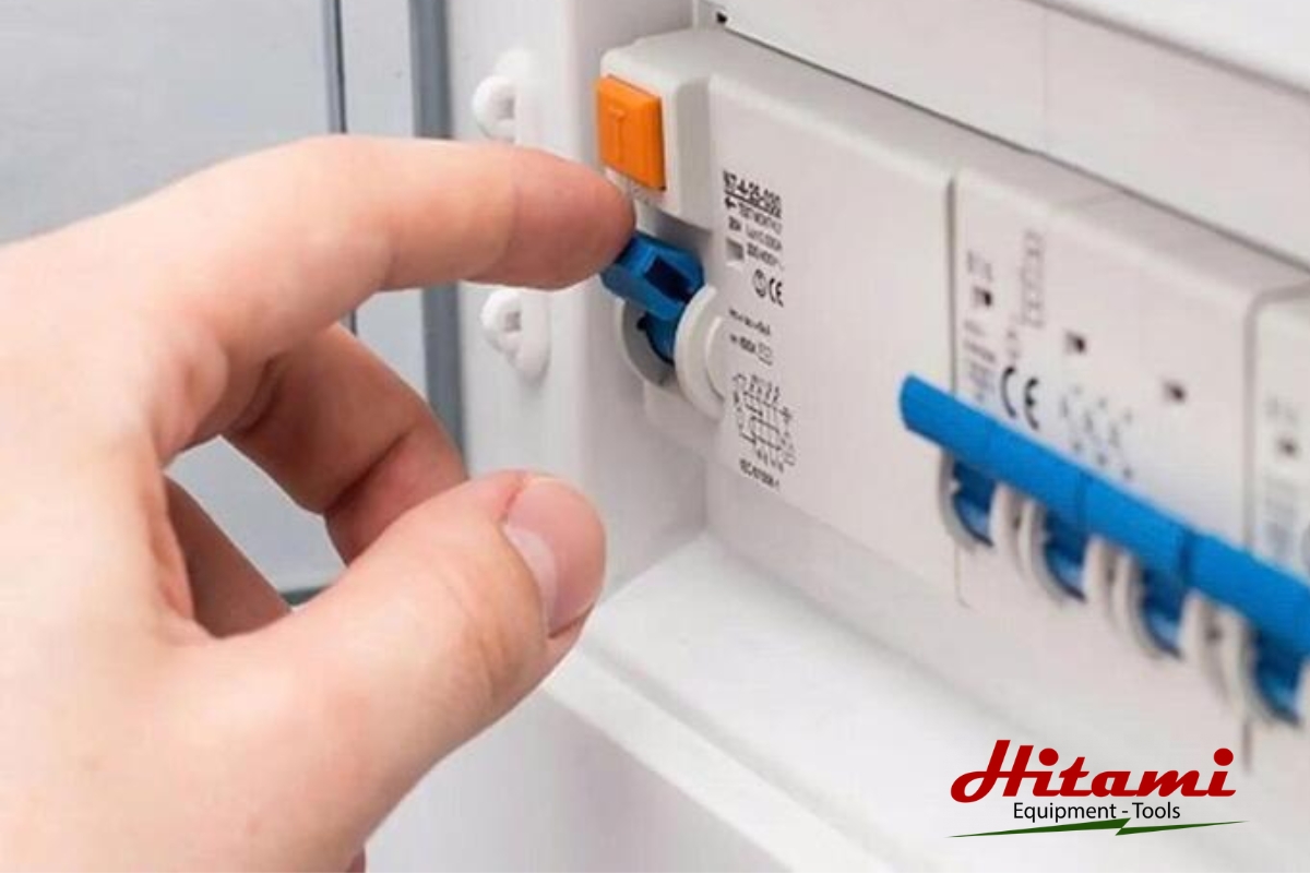 Vì sao máy bơm nước bị nhảy CB? Nguyên nhân và cách khắc phục 5 Ngắt nguồn điện kịp thời