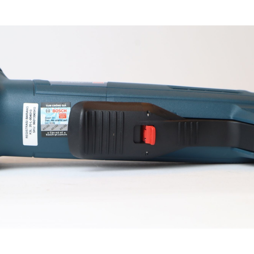 Máy mài góc 900W Bosch GWS 9-100 P (công tắc an toàn) 4 GWS-9-100-P-cong-tac-an-toan-4
