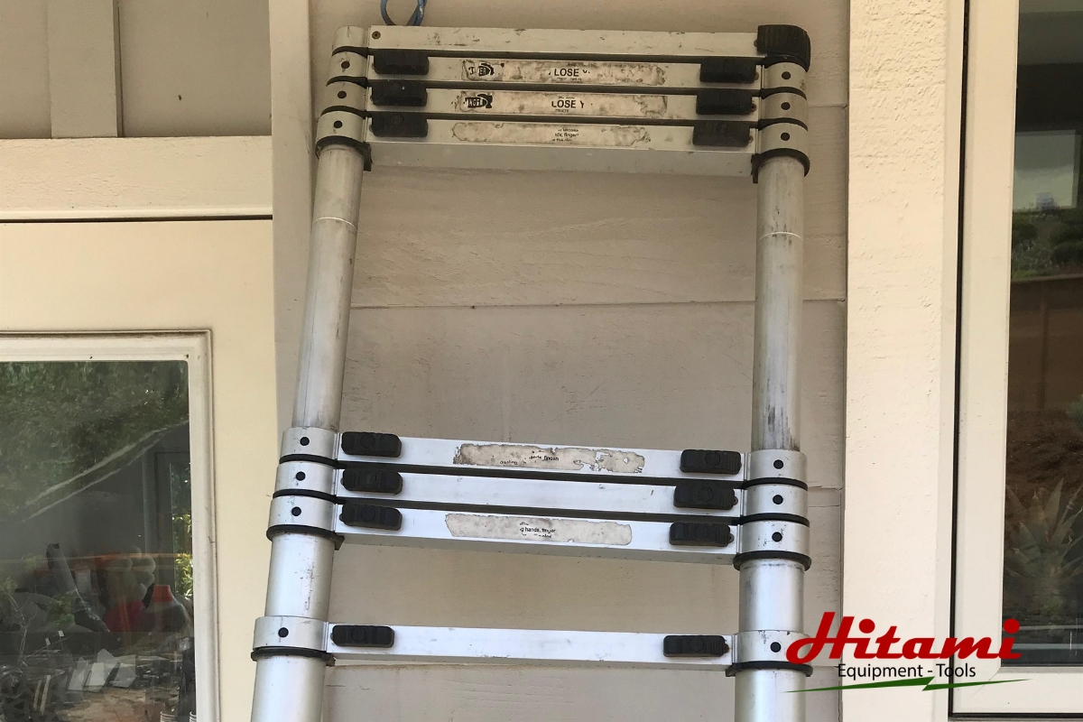 Hướng dẫn cách vệ sinh thang nhôm rút đơn giản, dễ thực hiện 2 Thang nhôm rút cần vệ sinh