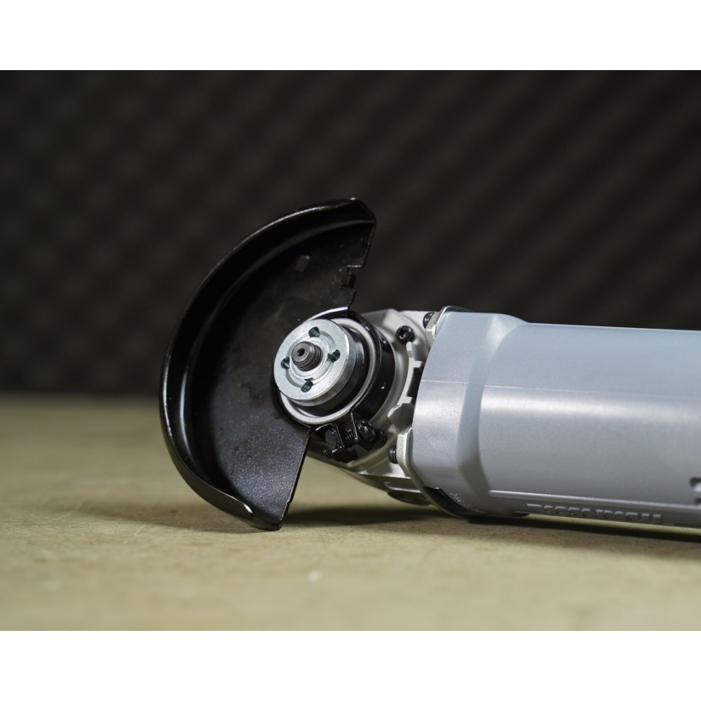 Máy mài góc 570W 100mm Makita 9500NB (công tắc đuôi) 4 9500NB-4