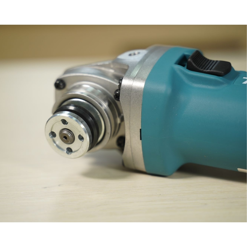 Máy mài góc 840W 100mm Makita 9556HN (công tắc trượt) 4 9556HN-4
