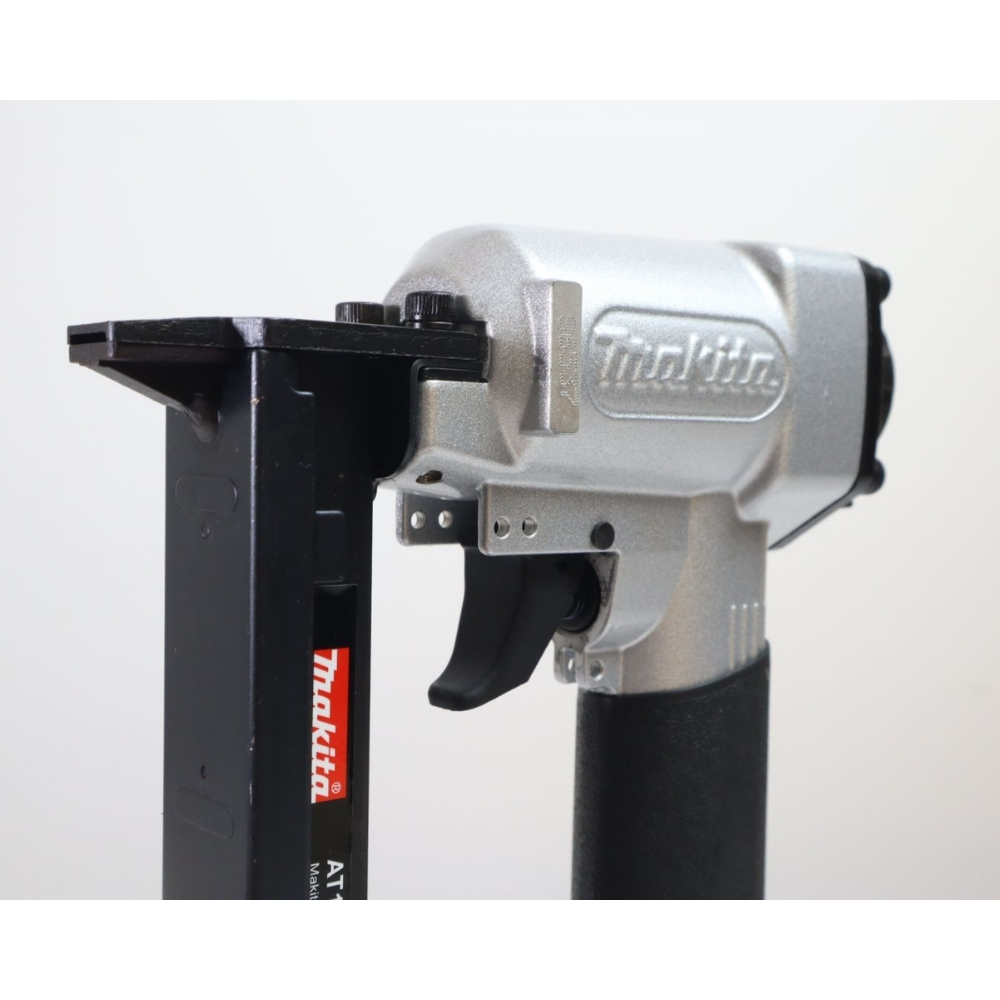 Máy bắn ghim dùng hơi 100PSI Makita AT1022AZ 3 AT1022AZ-3