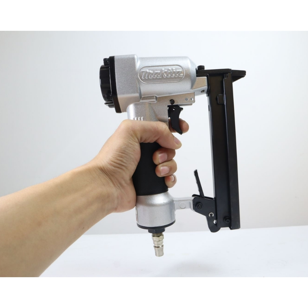 Máy bắn ghim dùng hơi 100PSI Makita AT1022AZ 4 AT1022AZ-4