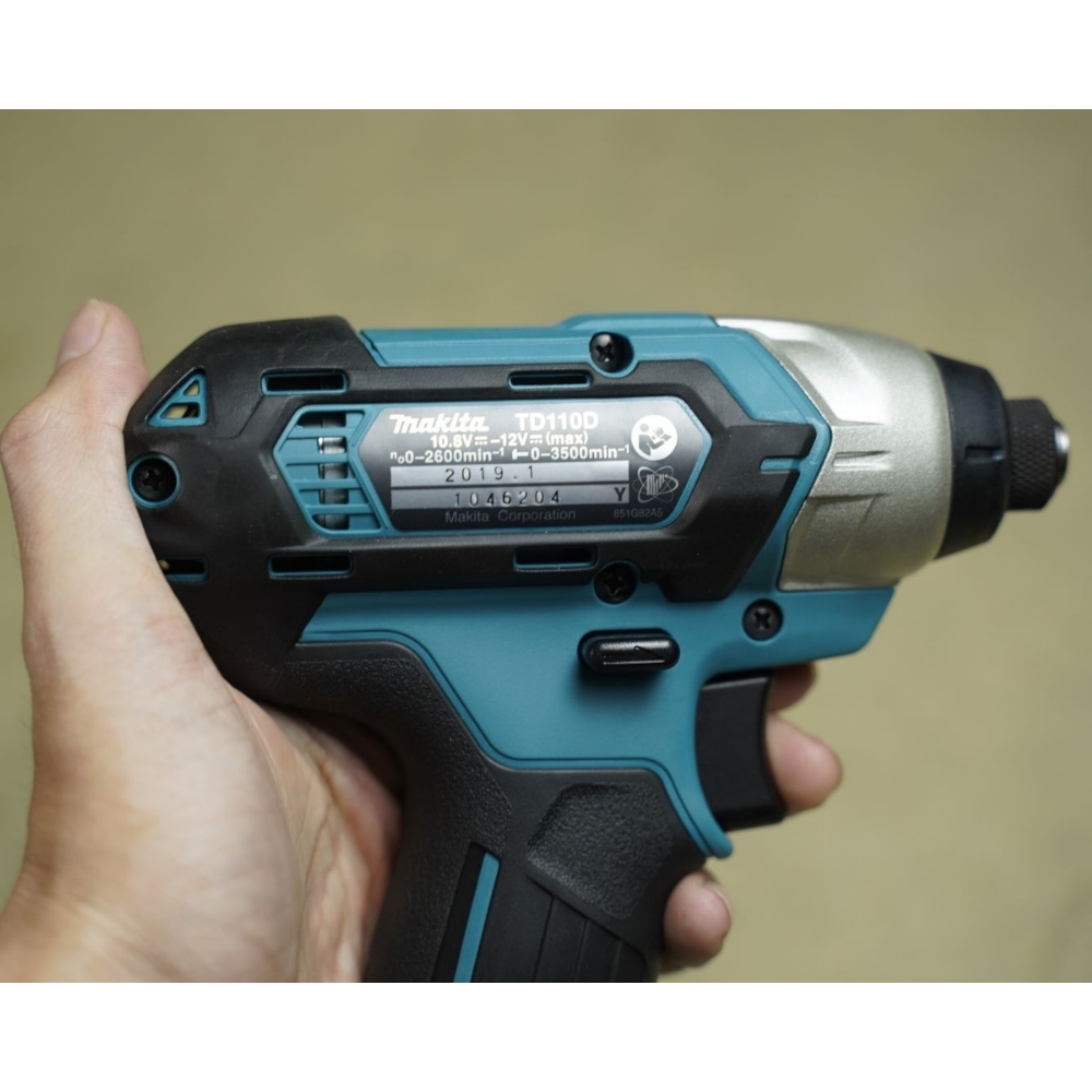 Bộ máy khoan vặn vít dùng pin 12V Max Makita CLX224S 4 CLX224S-4