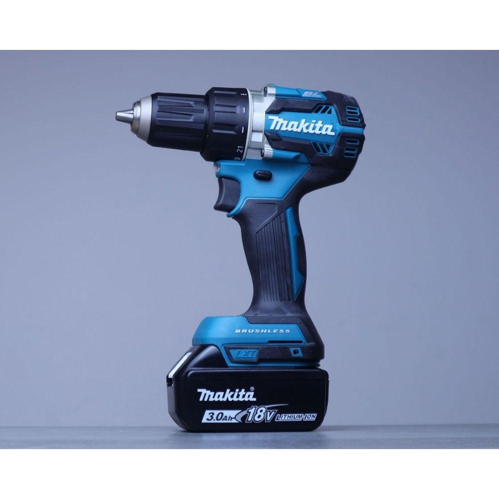 Máy khoan vặn vít dùng pin 18V Makita DDF484RFE 2 DDF484RFE-2