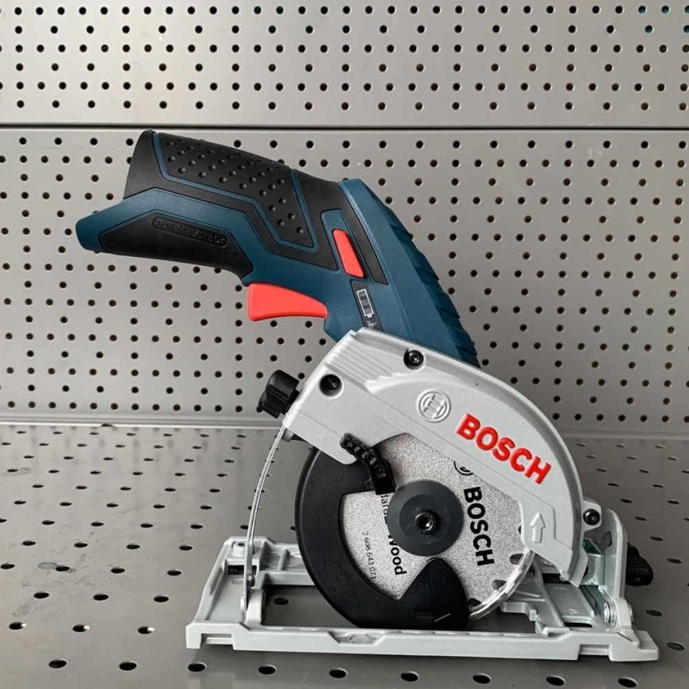 Máy cưa đĩa dùng pin 12V 85mm Bosch GKS 12 V-LI (SOLO) 2 GKS-12-V-LI-SOLO-2
