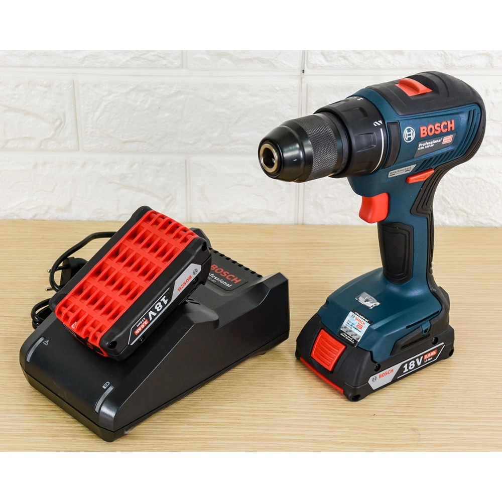 Máy khoan vặn vít dùng pin 18V 50Nm Bosch GSR 18V-50 2 GSR-18V-50-2