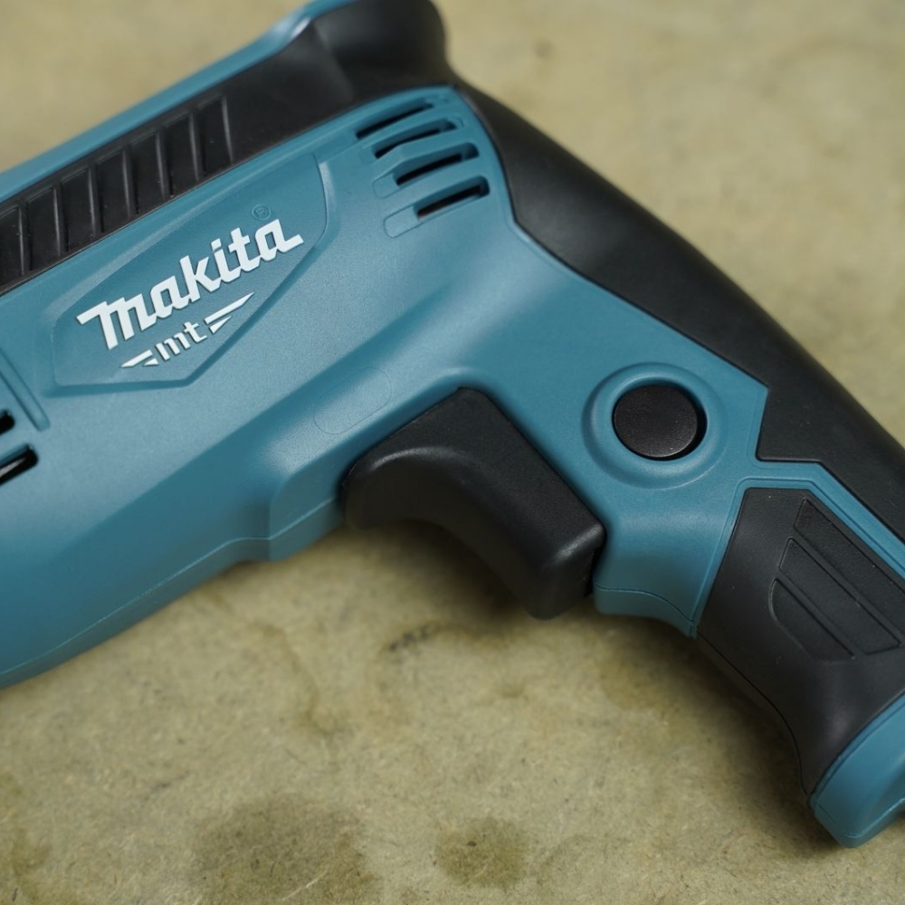 Máy khoan điện 450W 10mm Makita M6000B 4 M6000B-4