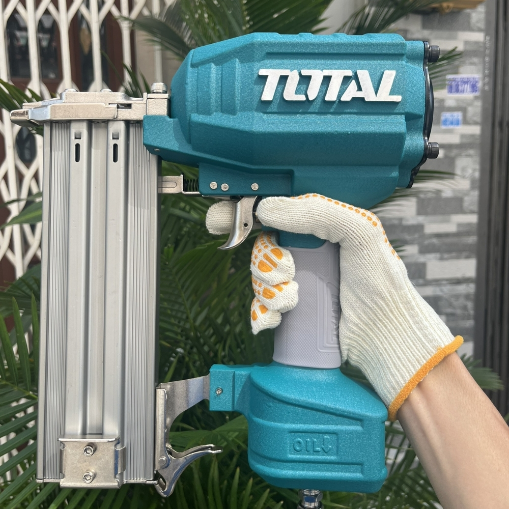 Súng bắn đinh bê tông dùng hơi Total TAT8641 2 TAT8641-2