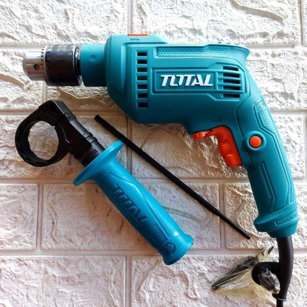 Máy khoan búa 680W Total TG1061356E 2 TG1061356E-2