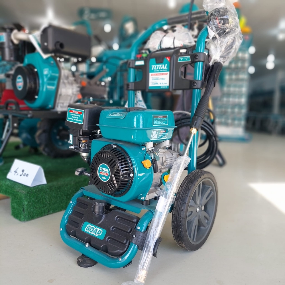 Máy xịt rửa xe dùng xăng 6HP Total TGT250105 2 TGT250105-2