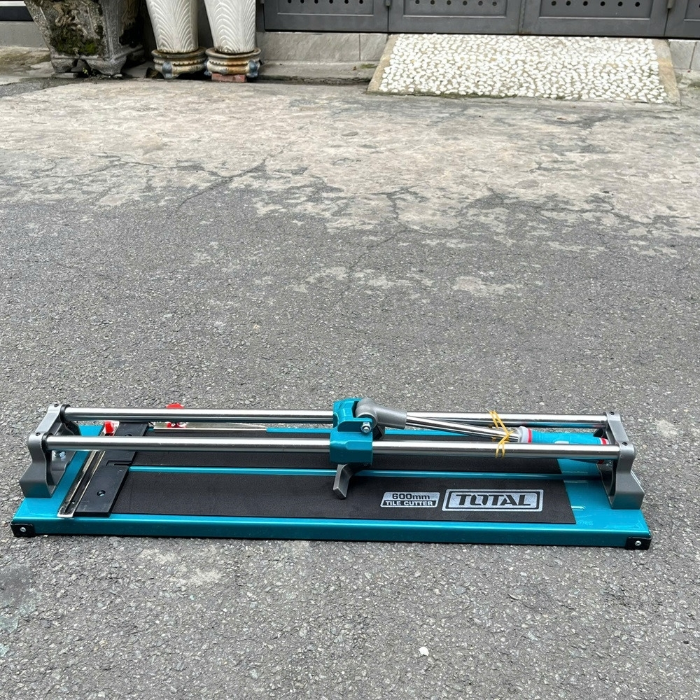 Bàn cắt gạch đẩy tay 600mm Total THT576003 2 THT576003-2