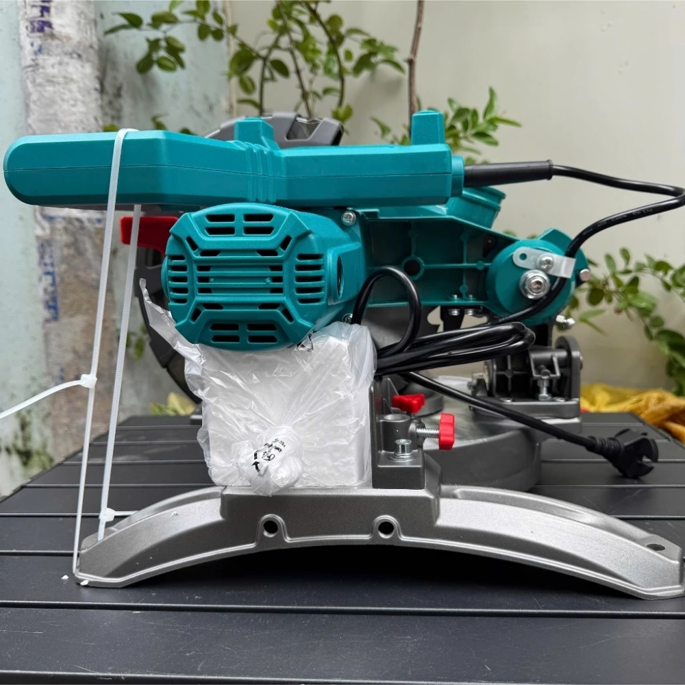 Máy cắt nhôm 1400W 210mm Total TS42142107 3 TS42142107-3