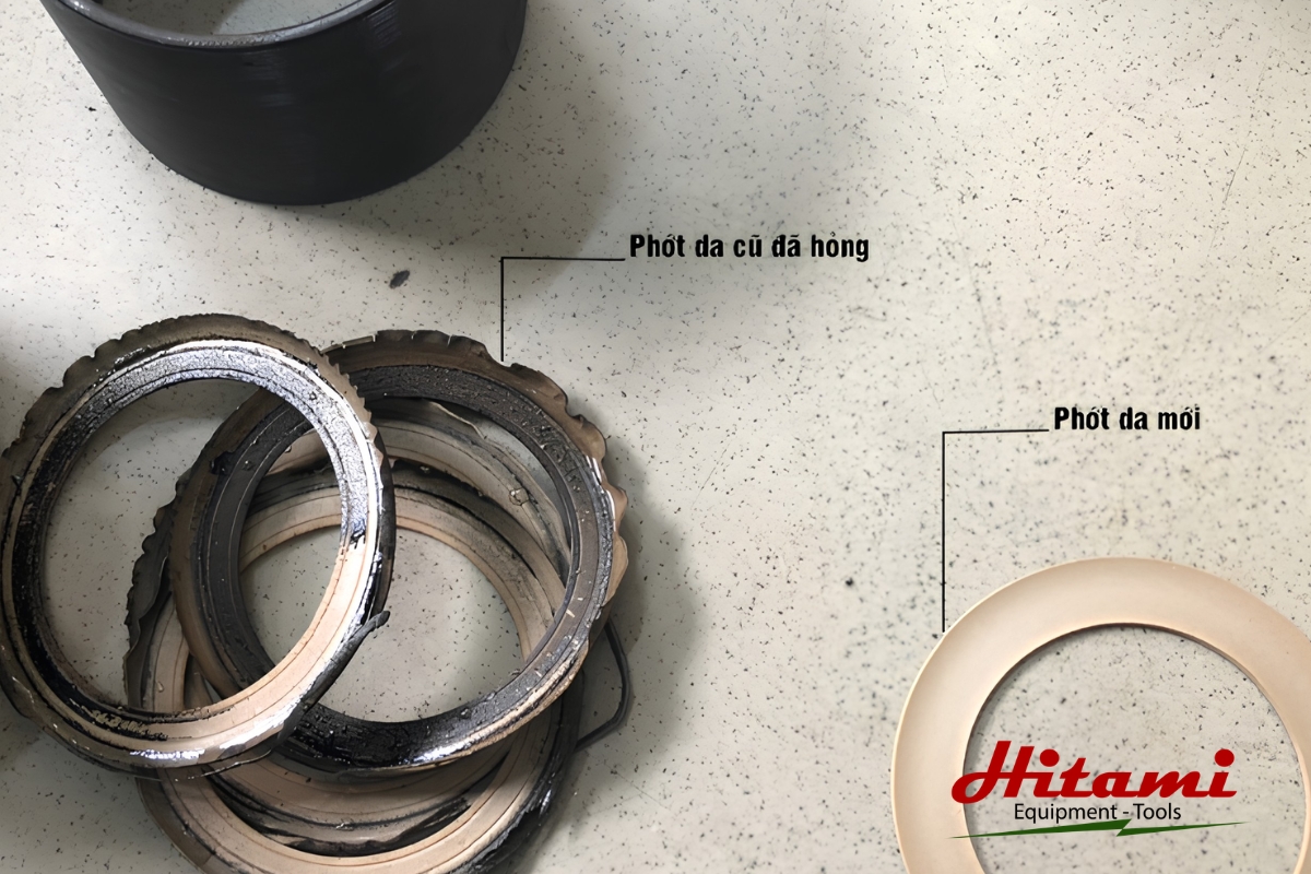 5 lỗi thường gặp và cách sửa máy nén khí Piston 3 Máy nén khí Piston bị xì hơi do gioăng bị hỏng