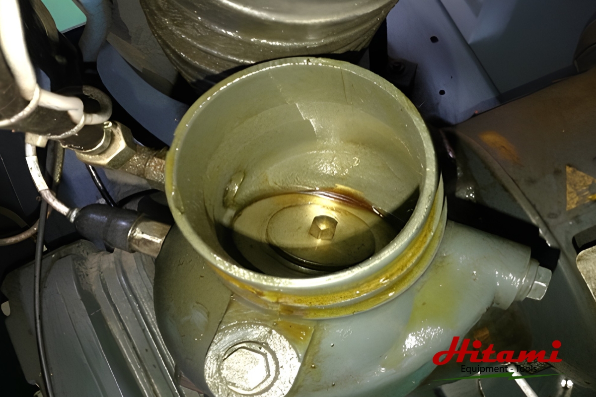 5 nguyên nhân máy nén khí chạy không tải và cách khắc phục 2 Van hút bị kẹt hoặc hỏng