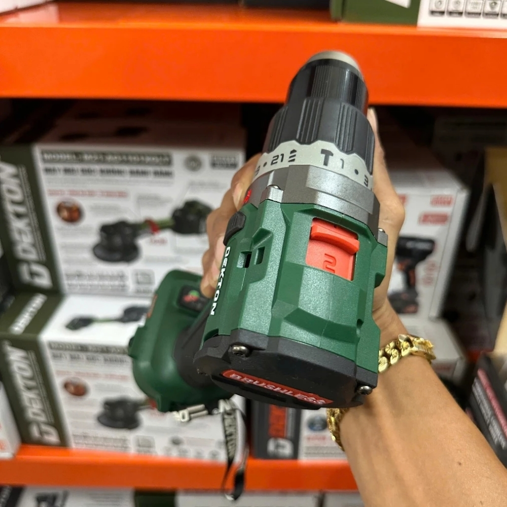 Máy khoan dùng pin 21V-100Nm M21-ID13100PLUS (Hộp nhựa, có tay cầm) 3 M21-ID13100PLUS-hopnhua-3