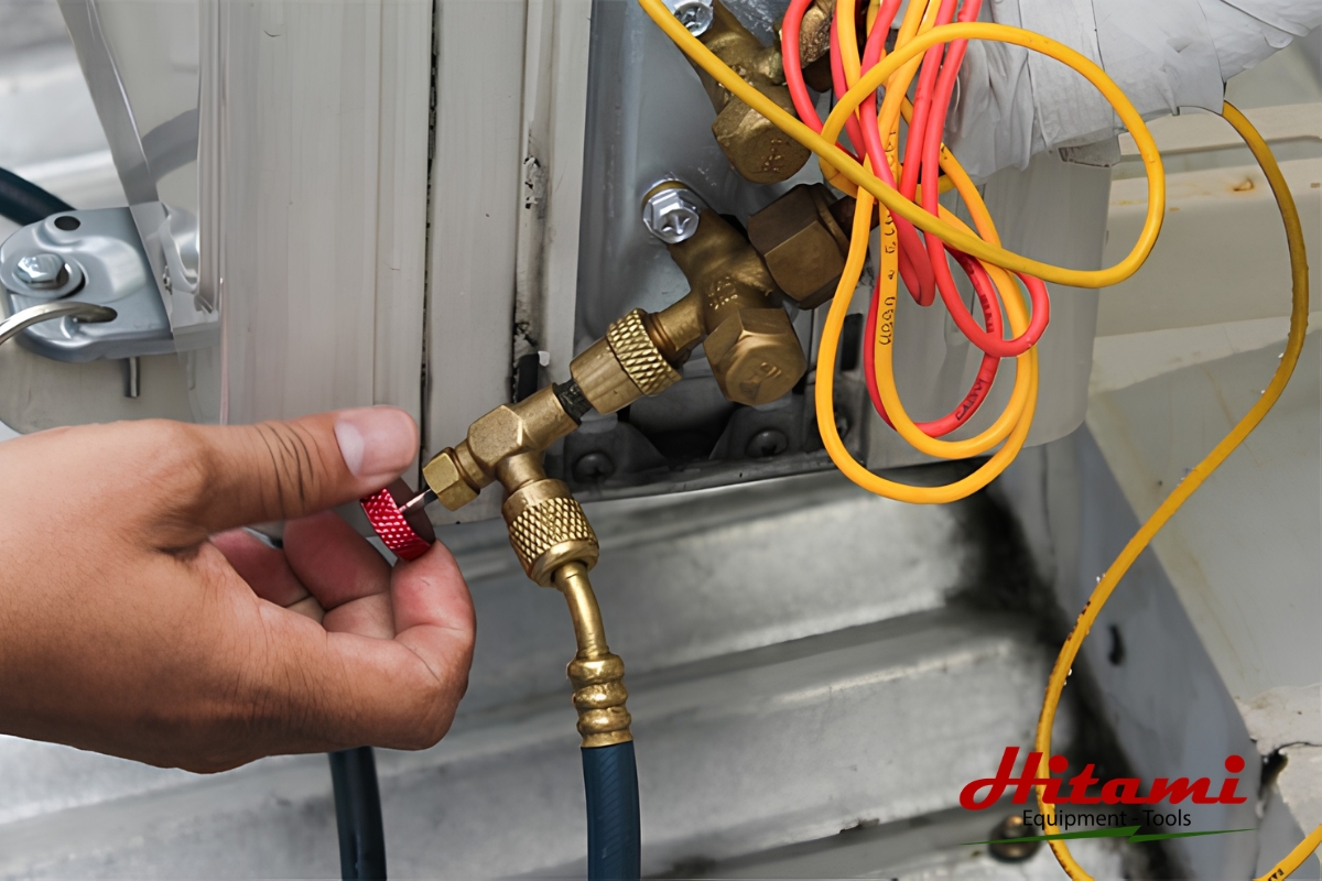 Hút chân không máy lạnh có cần thiết? Cách thực hiện 2 Khóa chặt cả van đường hút
